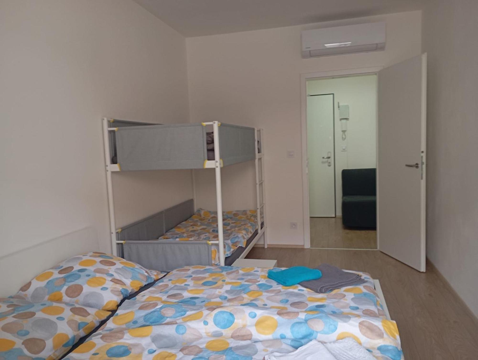 Novy Apartman S Terasou Brno Esterno foto