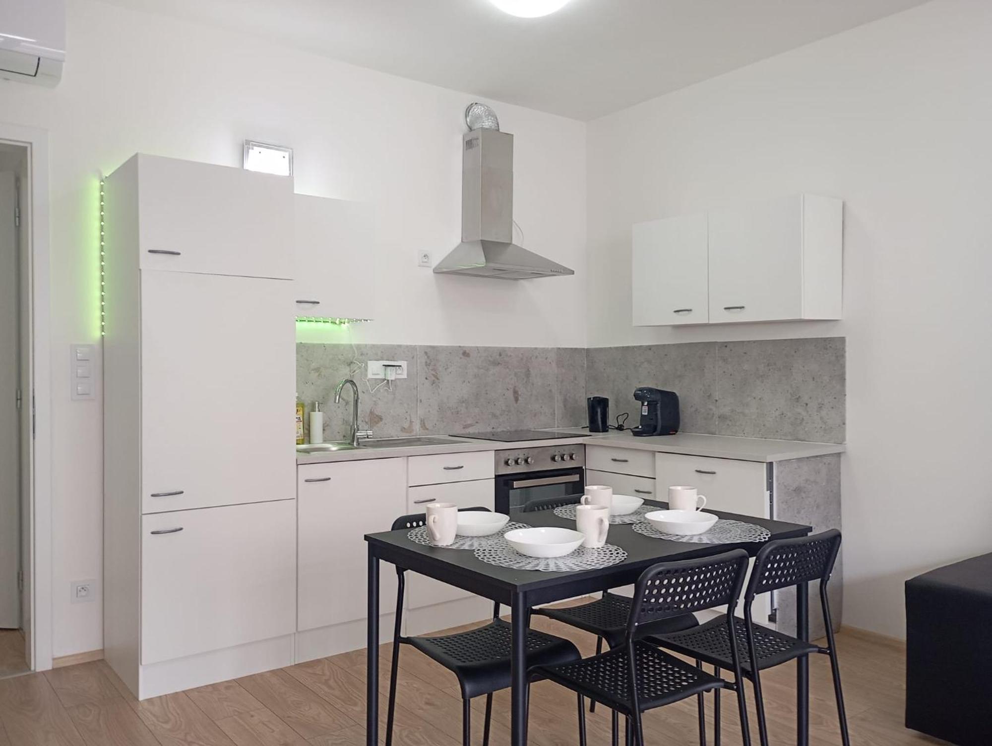 Novy Apartman S Terasou Brno Esterno foto